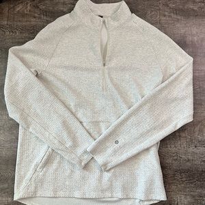 Lululemon At Ease Half Zip - L